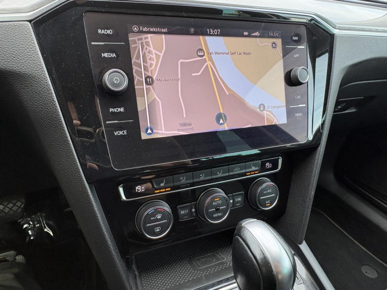 VW Passat 2.0TDi DSG