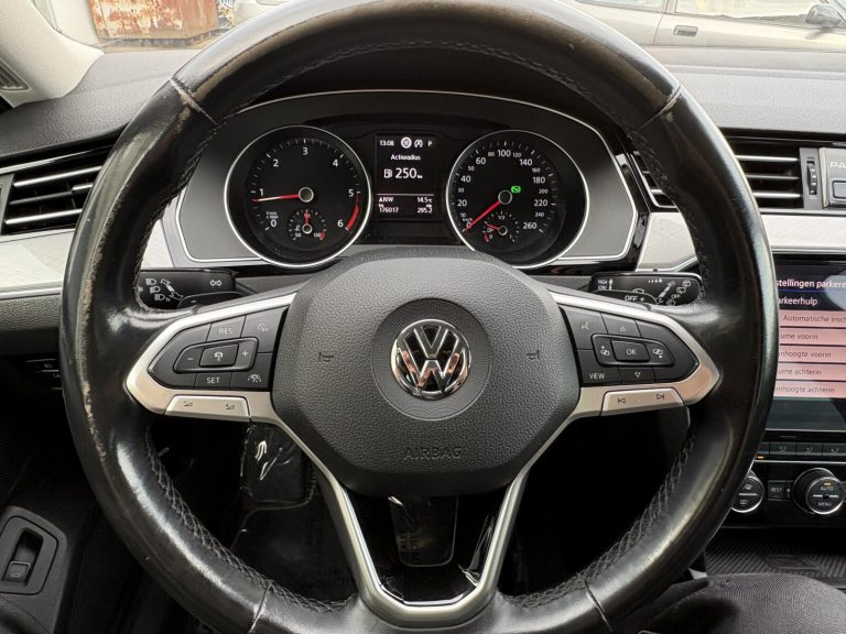 VW Passat 2.0TDi DSG